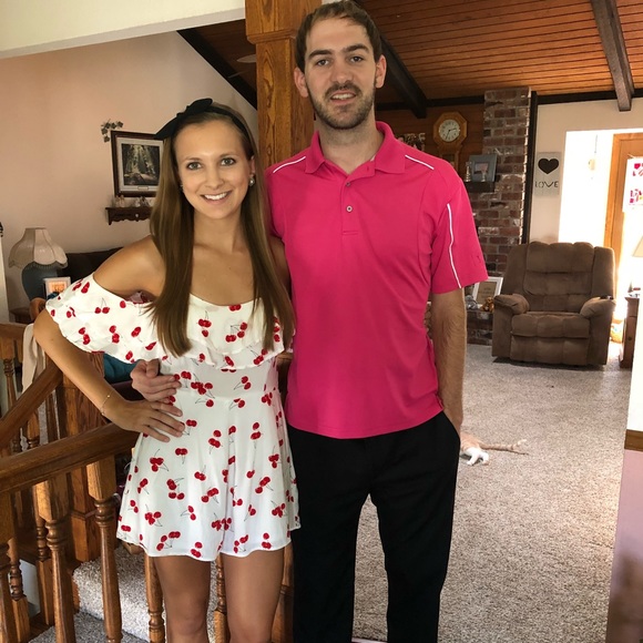 Meet your Posher, Taylor - Picture 3 of 3